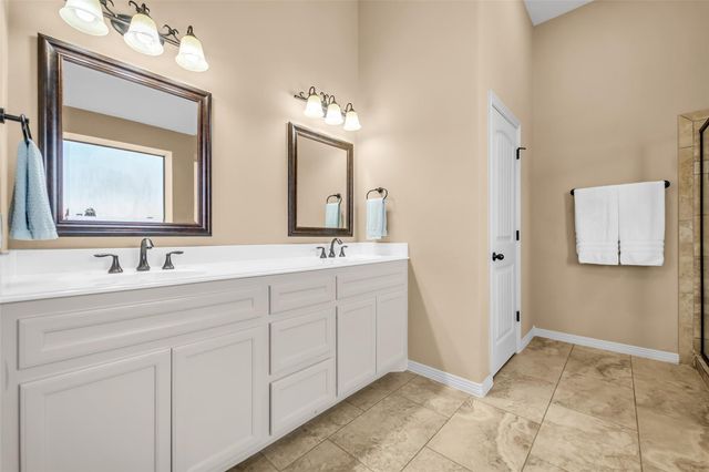 3534 Stonehenge Drive, Montgomery, TX 77356