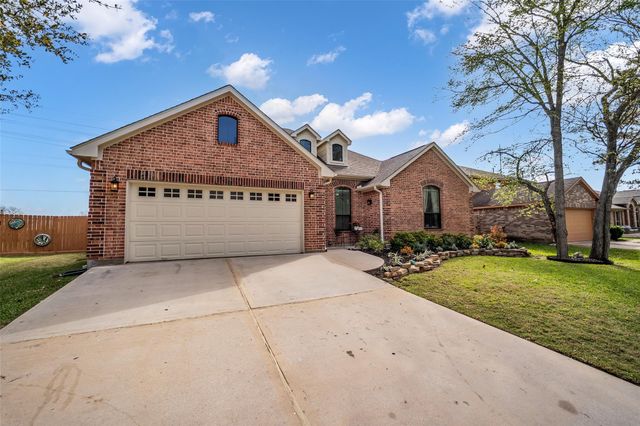 3534 Stonehenge Drive, Montgomery, TX 77356