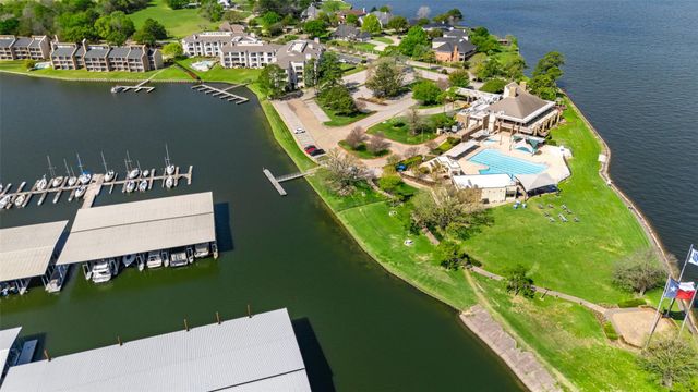 3534 Stonehenge Drive, Montgomery, TX 77356