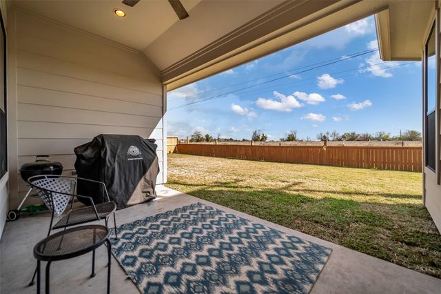 3534 Stonehenge Drive, Montgomery, TX 77356