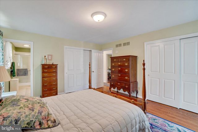 3558 CIMMERON RD, York, PA 17402