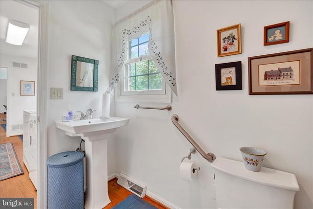 3558 CIMMERON RD, York, PA 17402