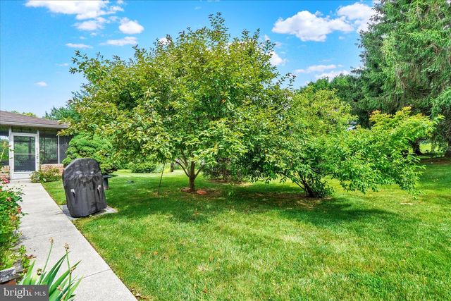 3558 CIMMERON RD, York, PA 17402