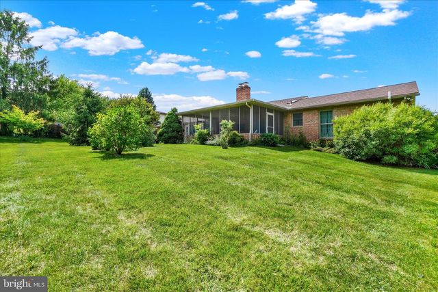 3558 CIMMERON RD, York, PA 17402