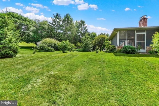 3558 CIMMERON RD, York, PA 17402