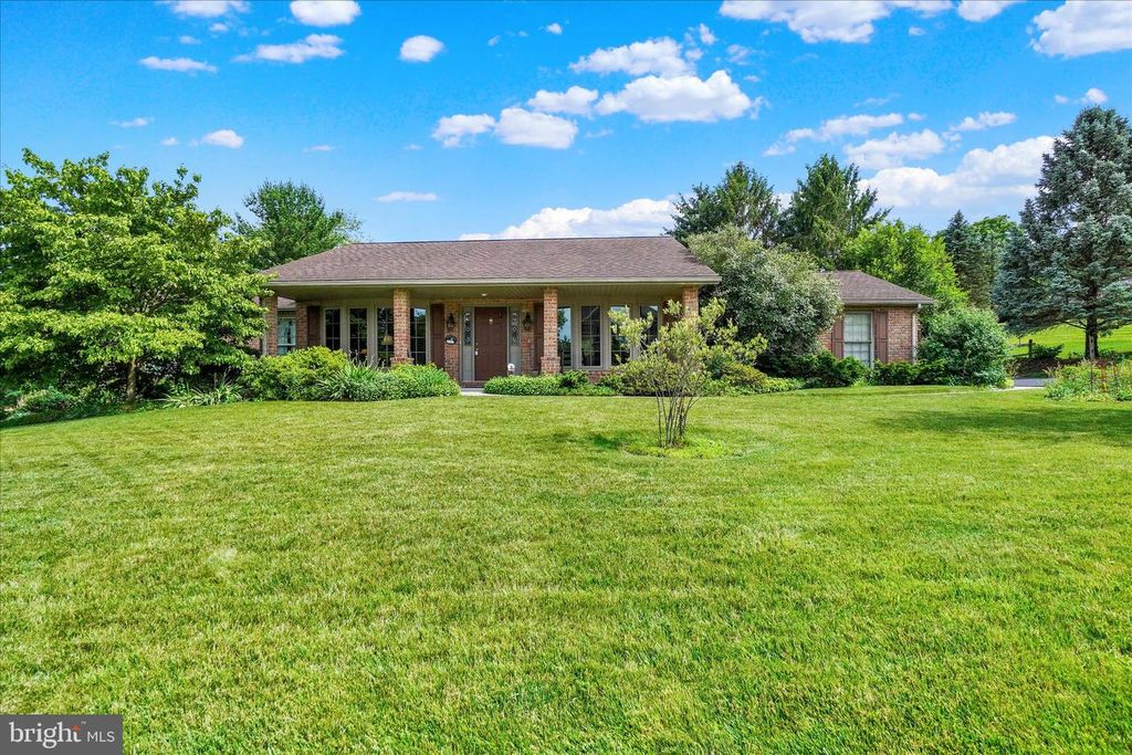 3558 CIMMERON RD, York, PA 17402