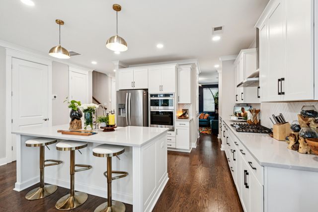 7212 Mossy Creek Lane, Hanahan, SC 29410