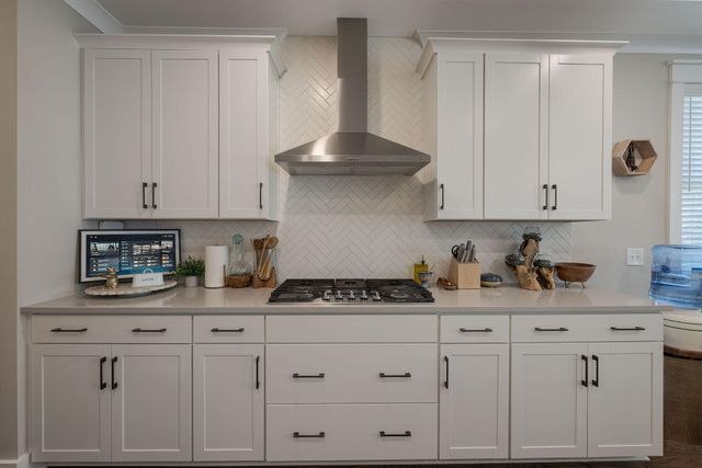 7212 Mossy Creek Lane, Hanahan, SC 29410