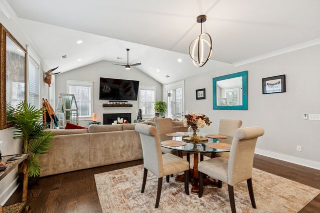 7212 Mossy Creek Lane, Hanahan, SC 29410