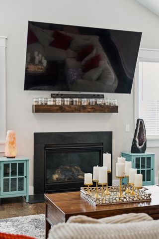 7212 Mossy Creek Lane, Hanahan, SC 29410