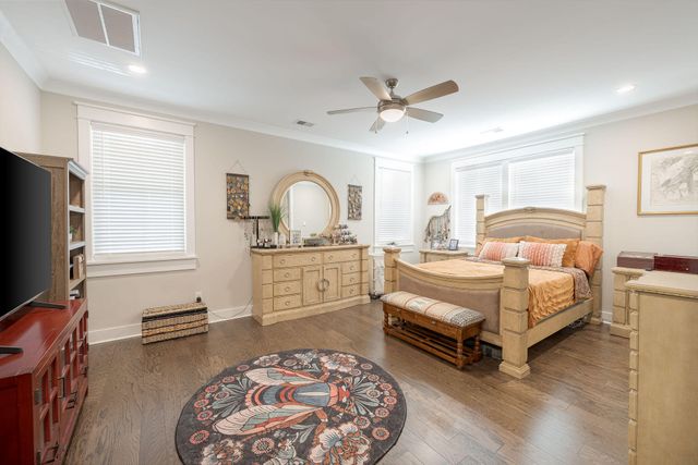 7212 Mossy Creek Lane, Hanahan, SC 29410