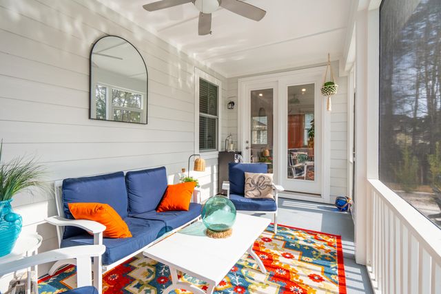 7212 Mossy Creek Lane, Hanahan, SC 29410