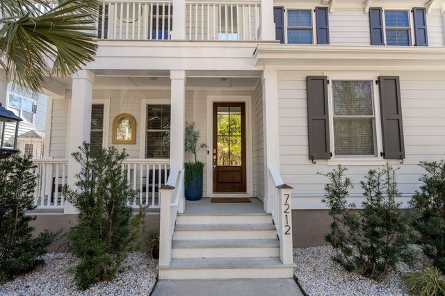 7212 Mossy Creek Lane, Hanahan, SC 29410