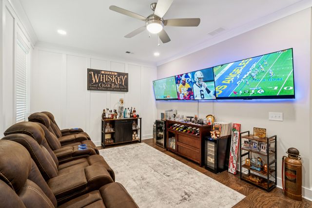 7212 Mossy Creek Lane, Hanahan, SC 29410