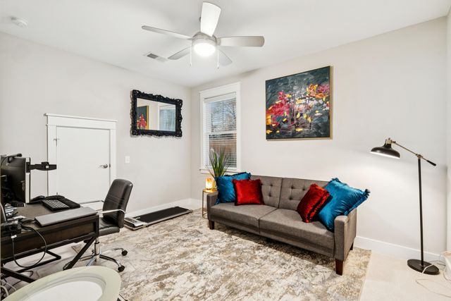 7212 Mossy Creek Lane, Hanahan, SC 29410