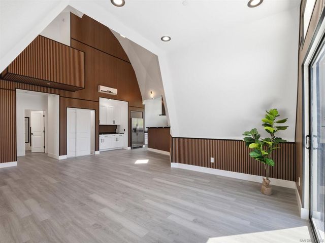 6937 Madrone, San Diego, CA 92114