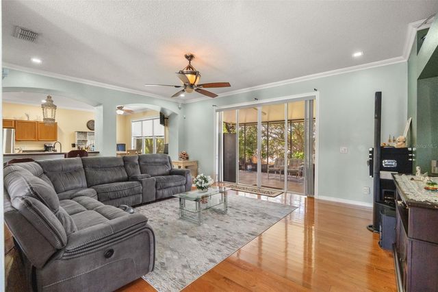 211 HUNT STREET, Clermont, FL 34711