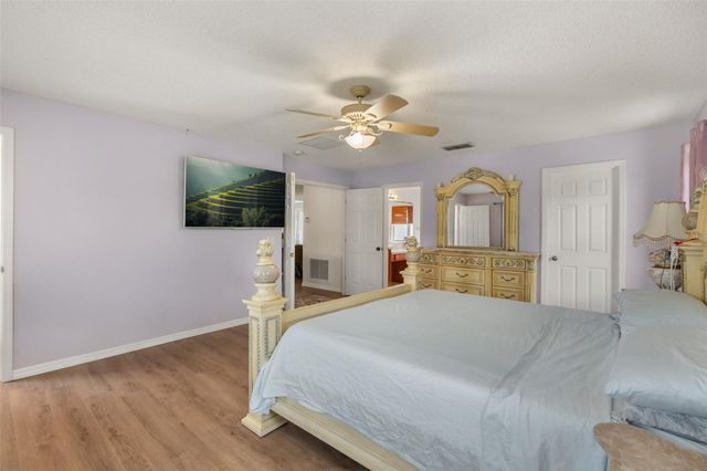 211 HUNT STREET, Clermont, FL 34711