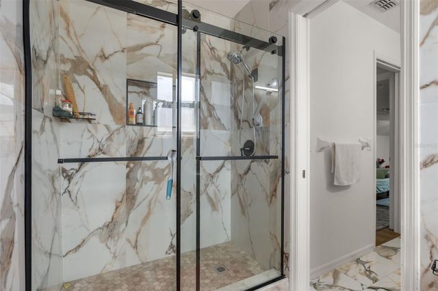 211 HUNT STREET, Clermont, FL 34711