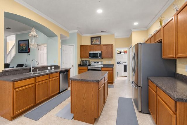211 HUNT STREET, Clermont, FL 34711