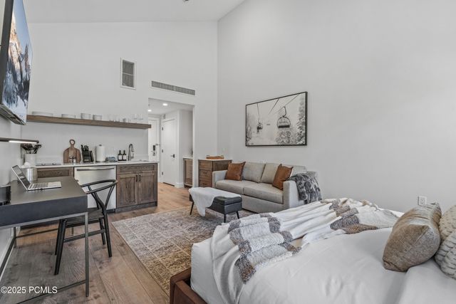 3720 N Sundial Court B517, Park City, UT 84098