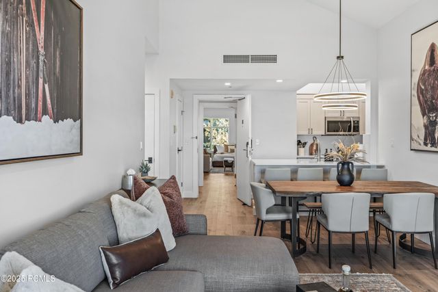 3720 N Sundial Court B517, Park City, UT 84098