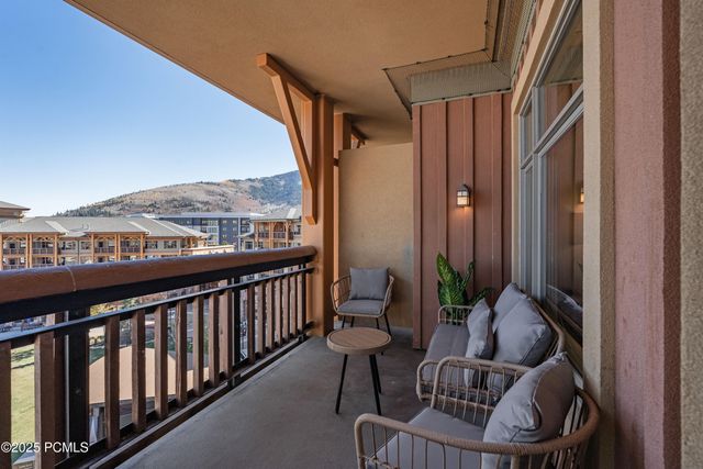 3720 N Sundial Court B517, Park City, UT 84098