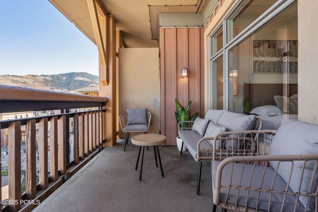 3720 N Sundial Court B517, Park City, UT 84098