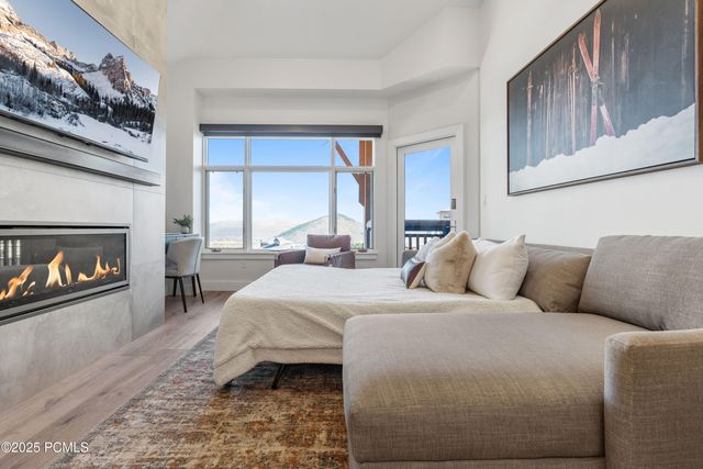 3720 N Sundial Court B517, Park City, UT 84098