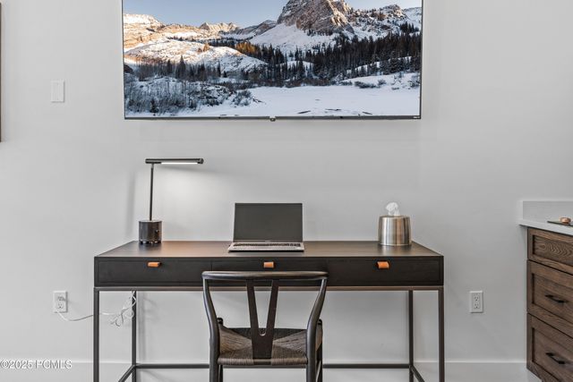 3720 N Sundial Court B517, Park City, UT 84098