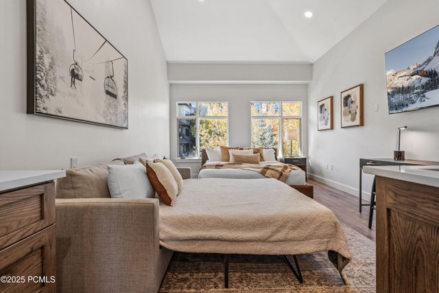 3720 N Sundial Court B517, Park City, UT 84098