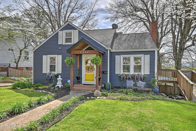 2204 Cypress Street, Kingsport, TN 37664