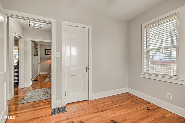 2204 Cypress Street, Kingsport, TN 37664