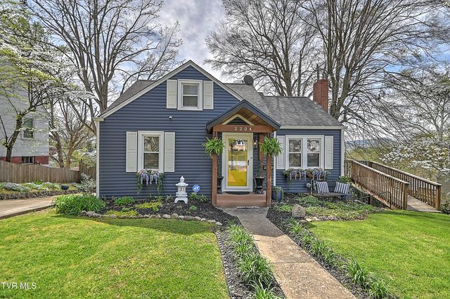 2204 Cypress Street, Kingsport, TN 37664