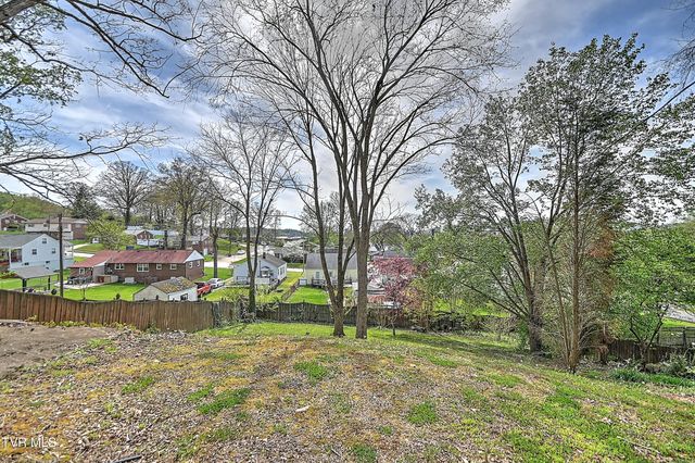 2204 Cypress Street, Kingsport, TN 37664