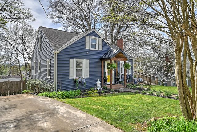 2204 Cypress Street, Kingsport, TN 37664