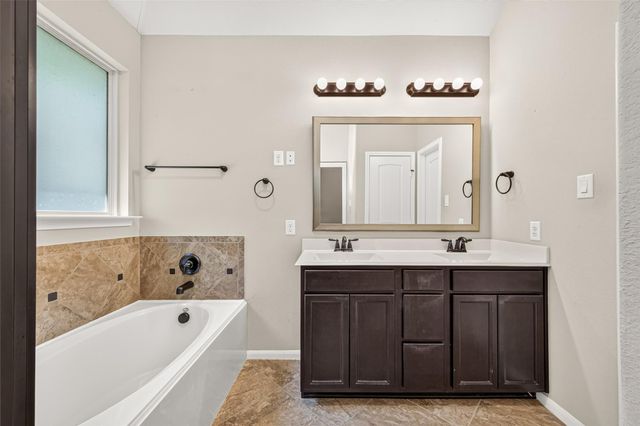 7471 Durango Creek Drive, Magnolia, TX 77354