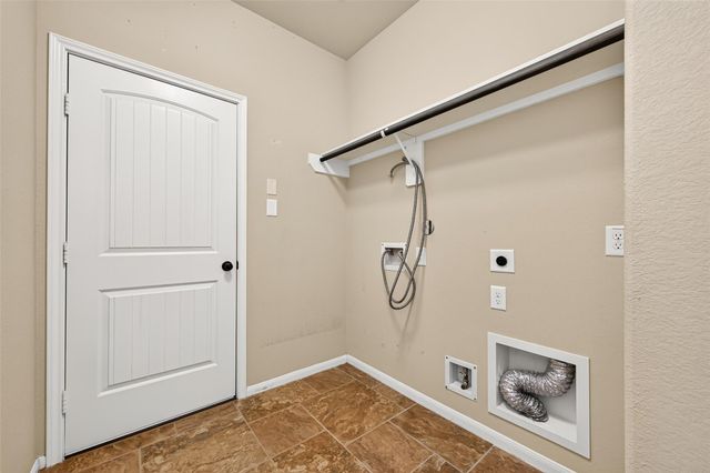 7471 Durango Creek Drive, Magnolia, TX 77354