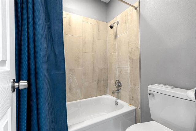 4023 Brentwood St Street, Lake Charles, LA 70607