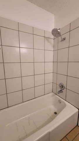 1611 38th Street, Lubbock, TX 79412