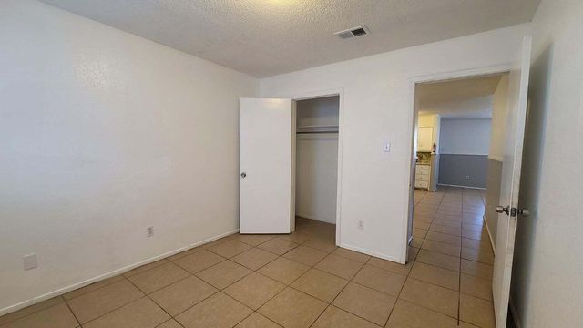 1611 38th Street, Lubbock, TX 79412