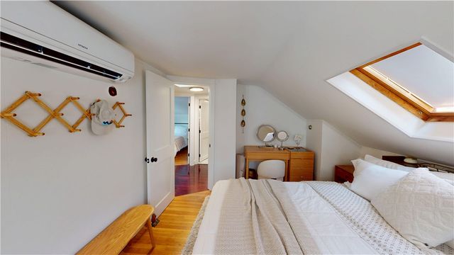 32 South Fair Street, Warwick, RI 02888