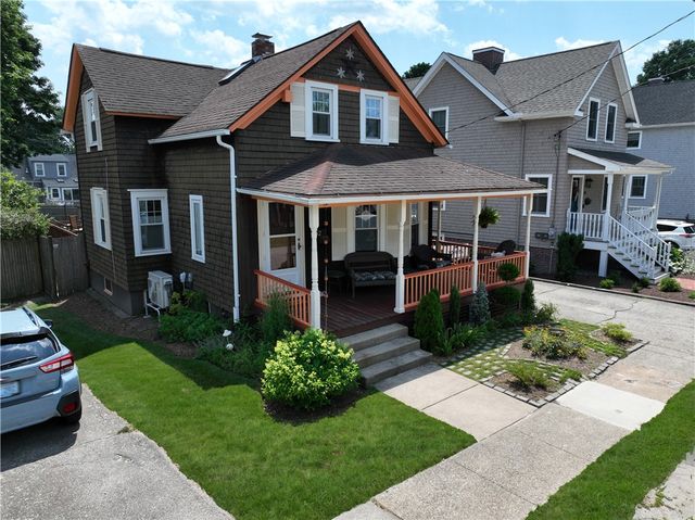 32 South Fair Street, Warwick, RI 02888