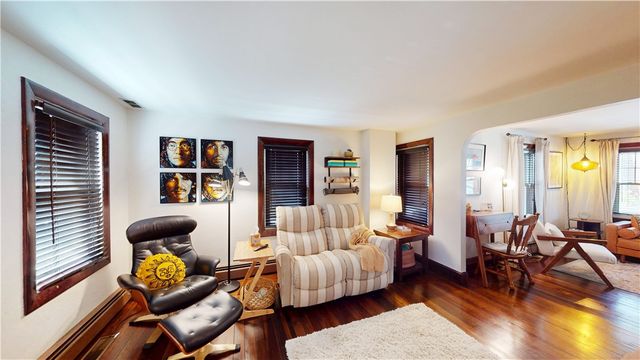 32 South Fair Street, Warwick, RI 02888