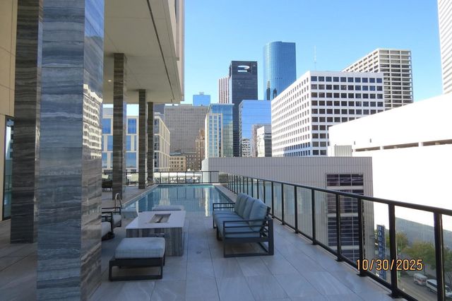 1211 Caroline Street 1005, Houston, TX 77002