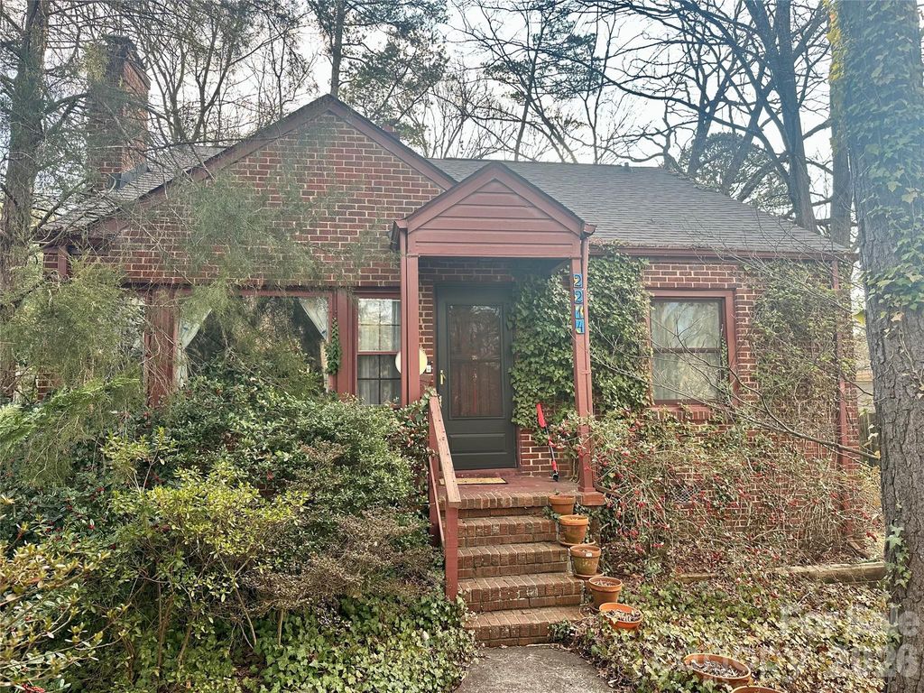 2214 Chatham Avenue, Charlotte, NC 28205