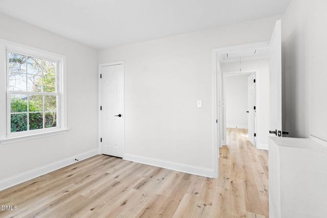 1020 Lakeside Avenue, Burlington, NC 27217