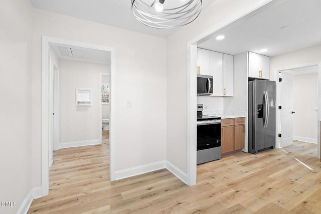 1020 Lakeside Avenue, Burlington, NC 27217