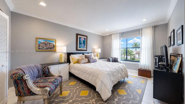 635 NW 97th Place, Miami, FL 33172