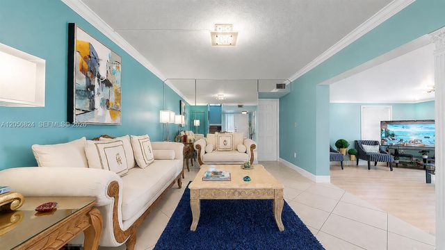 635 NW 97th Place, Miami, FL 33172